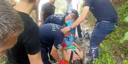 Ayağı Kayalıklara Sıkışan Şahıs Yaralandı