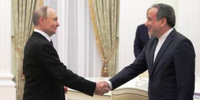 Rusya'da tarihi savaş görüşmesi: Putin, İranlı Bakan Arakçi ile görüştü