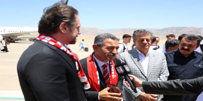 Vali Ekici, Beşiktaş'i Karşıladı
