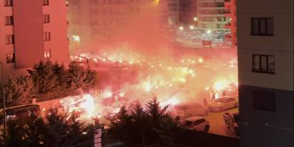 Konya'da Esnaf Gençten Festival Havasında Kız İsteme: Sosyal Medya İkiye Bölündü