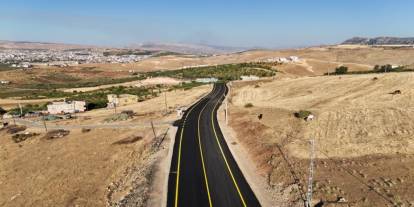 Siirt’te 29 köyün bağlantı yolu sıcak asfaltla yenilendi