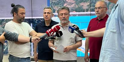 İzmir’de 5 köy ve 2 mahalle tedbiren boşaltıldı