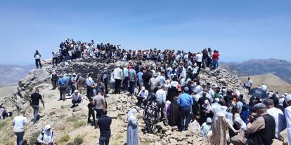 Şırnak’ta Cudi Dağı Sefine’de binlerce kişi Nuh Peygamberi andı