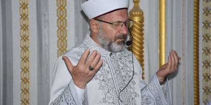Diyanet İşleri Başkanı Erbaş, Şırnak'ta orman yangınları için dua etti
