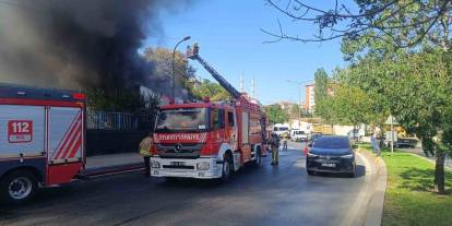 Pendik’te atık su arıtma tesisinde çıkan yangın söndürüldü