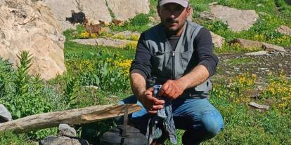 Hakkari'de Şemdinli'de Yaylada kalp krizi geçiren çoban hayatını kaybetti
