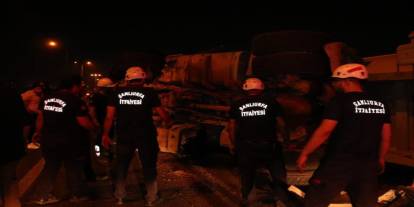 Trafik Kazası Şanlıurfa'yı Kilitledi: Üç Yaralı