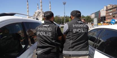 Doktorların E-İmzasını Kullanarak Binlerce Yeşil Reçeteli İlaç Yazdı