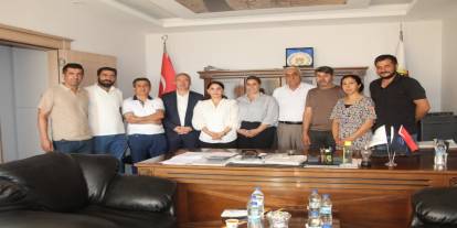 DEM Parti Şırnak Milletvekillerinden Gazetecilere Ziyaret