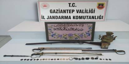 Evinden Tarihi Eser Koleksiyonu Çıktı