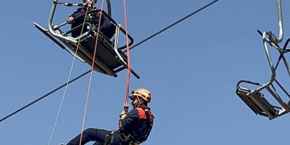 AFAD ekiplerine teleferik ve telesiyejden kurtarma eğitimi