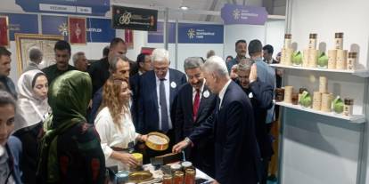 Ticaret Bakanı Bolat, Şırnak Standını Ziyaret Etti