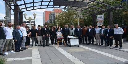 Şırnak'ta Boş Sıralar Eylemiyle Gazze'ye Ses Oldular: "Katil İsrail" Sloganları Yükseldi