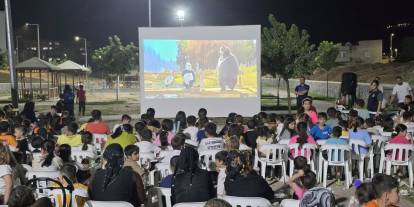 Cizre Belediyesi Çocukları sinema ile buluşturmaya devam ediyor