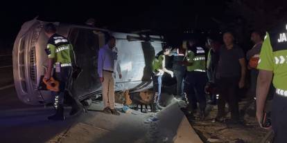 Gaziantep-Şanlıurfa Karayolunda feci kaza 2 ölü, 8 yaralı
