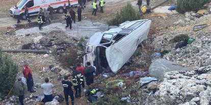 İşçi servisi şarampole devrildi: 5 ölü, 14 yaralı