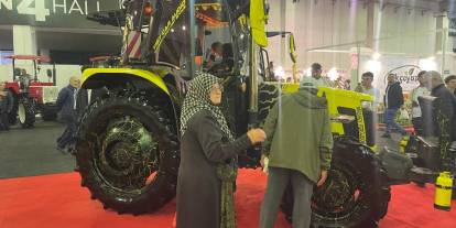 Modifiye traktörler Fuar'da ilgi odağı oldu