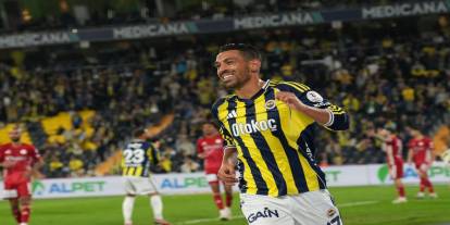 Fenerbahçe'de 2 futbolcu kadro dışı