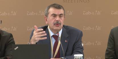MEB Bakanı Tekin: "Sınavlarda yapay zeka destekli açık uçlu sorular olacak"