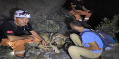 Ormalık alanda mahsur kalan vatandaş 4 saatlik çalışma sonunda kurtarıldı