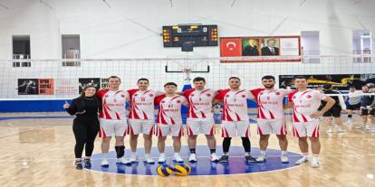Şırnak Valiliği Erkek Voleybol Takımı 3’te 3 Yaparak Çeyrek Finale Yükseldi!