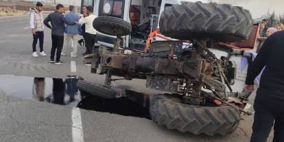 Otomobil ile traktör çarpıştı: 1 yaralı