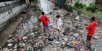 Filipinler'i vuran Süper Tayfun'da can kaybı 4'e yükseldi