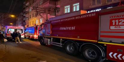 Eşiyle tartıştı, evini ateşe verdi