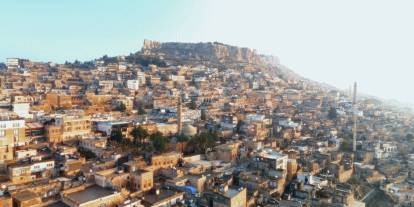 Tarihi Mardin Sisle Birlikte Masalsı Bir Atmosfere Büründü