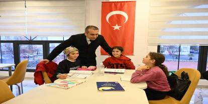 Şırnak Emniyet Müdürü Sazak, Kütüphanede Öğrencilerin Taleplerini Bizzat Dinledi