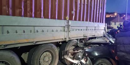 Arıza Yapan Tıra Arkadan Çarptı, 1 Ölü!