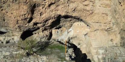 Şırnak’ta 2 Bin Yıllık Gizemli Manastır Görenleri Hayrete Düşürüyor