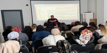Silopi'de Ebeveynlere Çocuk Yetiştirme Eğitimi Verildi