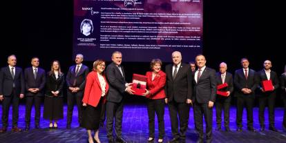 Bakan Bak: "Savunma sanayisinde her alanda yatırım yapan bir Türkiye var"