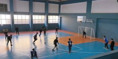 Şırnak'ta Gençler Sporla Sosyalleşiyor: Futsal Turnuvası Ödülle Taçlandı