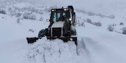 Senoba Belediyesi Kar Altında Kalan Koçer Ailelerinin İmdadına Yetişti