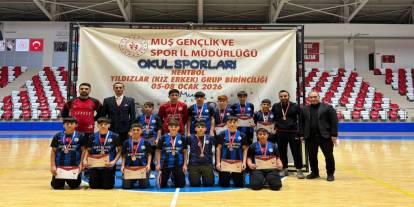 Şırnak'ın Altın Çocukları: İdil Mehmet Akif Ersoy Ortaokulu Bölge Şampiyonu Oldu!