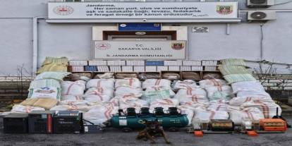 Kaçak Sigara Fabrikasına Darbe: Makinelerle Yakalandılar