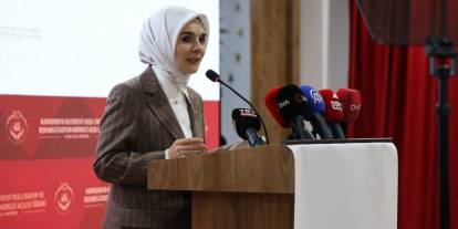 Bakan Göktaş "Yaşlılara yönelik hizmetleri bütüncül bir yaklaşımla sürdürüyoruz"