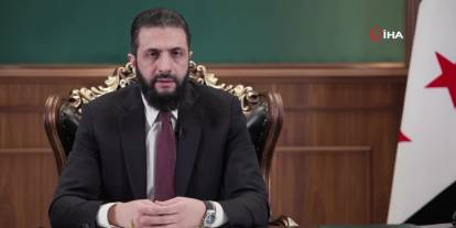 Eş-Şara, Kürtlere anayasal güvence sağlayan kararnameyi imzaladı: "Kim size bir kötülükle dokunursa karşısında bizi bulur"