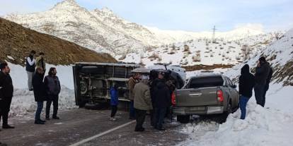 Hakkari'de trafik kazası: 2 yaralı