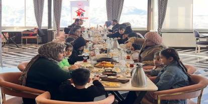 Şırnak'ta aileler için dayanışma sofrası kuruldu