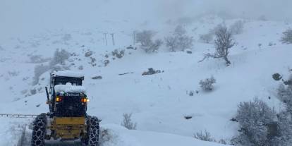 Batman’da ulaşıma kapanan 500’ün üzerindeki yerleşim yeri yolu için çalışmalar sürüyor