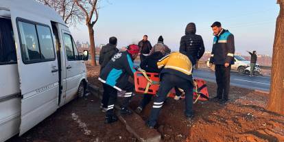 Şanlıurfa'da işçi servisi kaza yaptı 7 işçi yaralandı