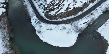 Şırnak'ta 'Kanlıdere' beyaza büründü