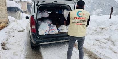 Cansuyu’ndan Şırnak’ta Kış Aylarında İhtiyaç Sahiplerine Sıcak Destek