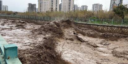 Mersin Sel Felaketiyle Sarsıldı: Şırnaklı Gazetecilerden Geçmiş Olsun Mesajı