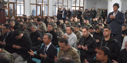 Şırnak’ta asrın felaketinin yıl dönümünde deprem Şehitleri dualarla yâd edildi