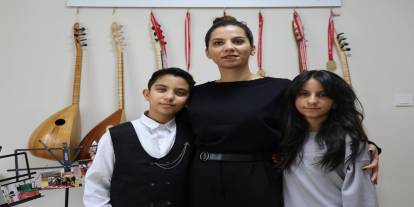 Enkaz Altından Notalara Uzanan El! Konteyner Kentte Başlayan Mucizevi Orkestra