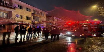 Erzincan’da yangın: 3’ü çocuk 8 kişi dumandan etkilendi